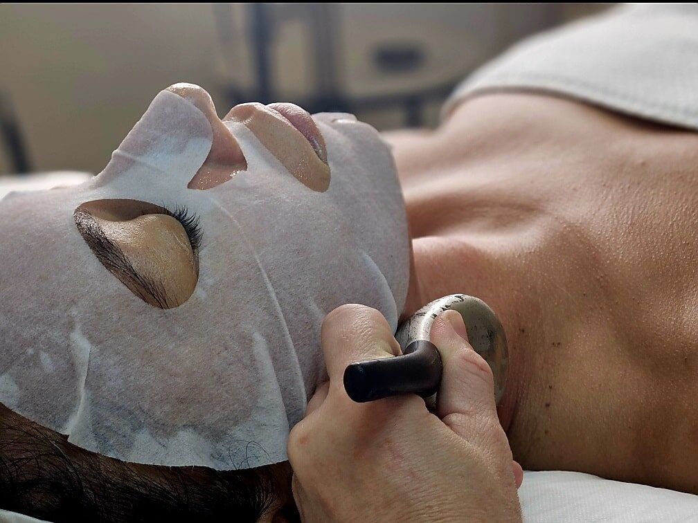 Skin Micro Biome Cryo Mask Oxygen Therapy Pour Moi Paddington